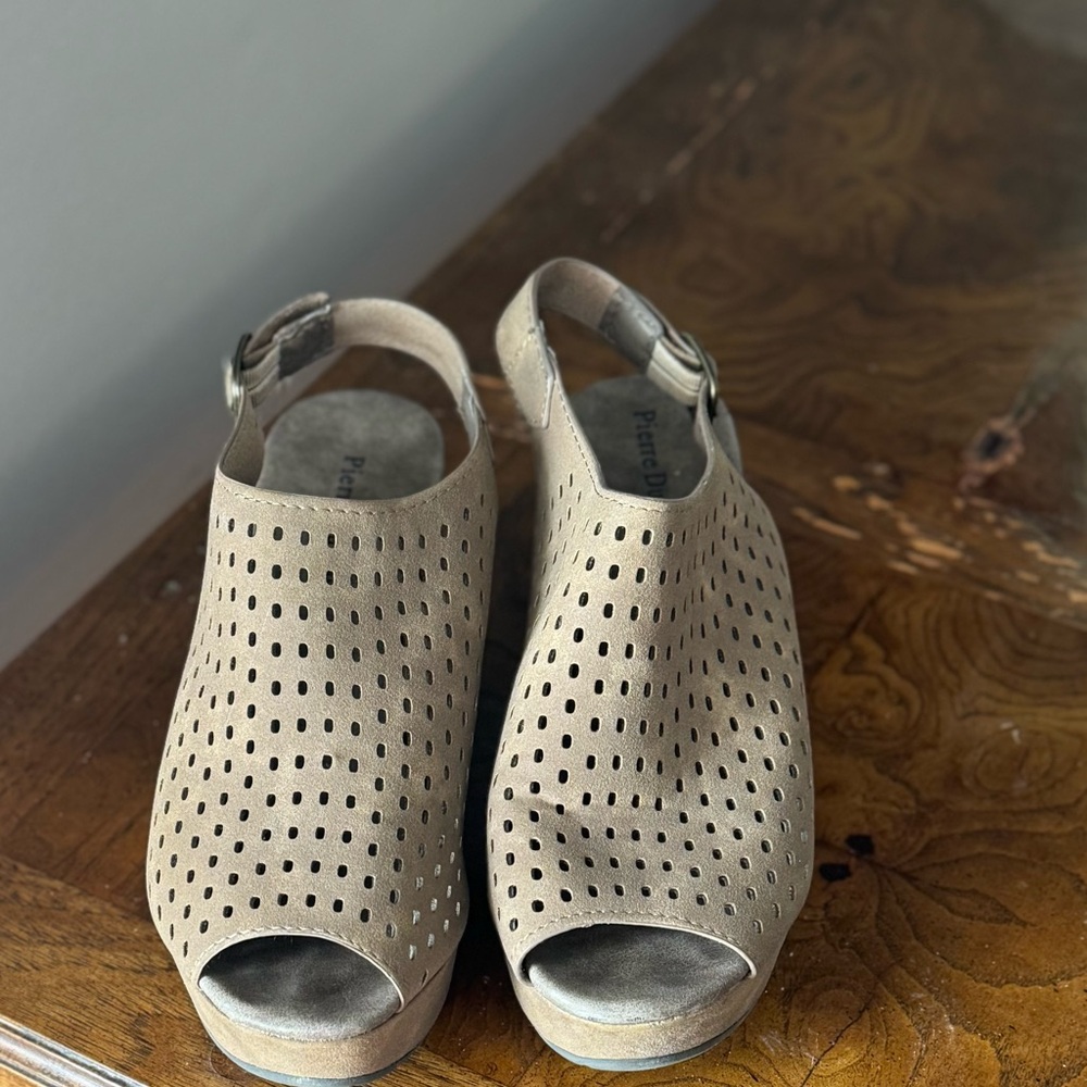 Pierre Dumas Tan Platform Slingback Sandals